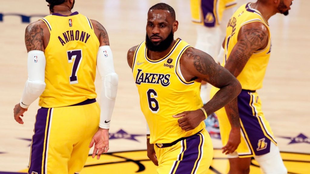 LeBron James besteht darauf, dass er die Lakers-Saison nicht aufgeben wird