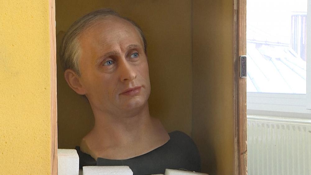 Wachsstatue von Wladimir Putin aus dem Grévin-Museum in Paris entfernt