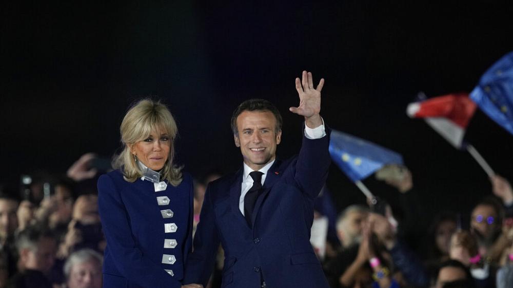 Live: Reaktion auf Macrons zweite Amtszeit als französischer Präsident