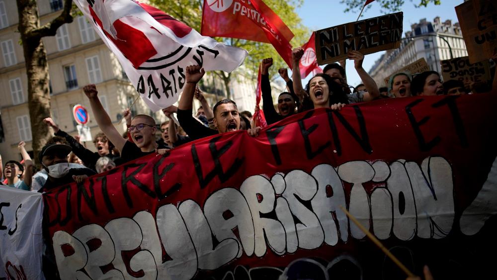 Wahl in Frankreich: Tausende protestieren vor der Stichwahl um die Präsidentschaft gegen Rechtsextreme