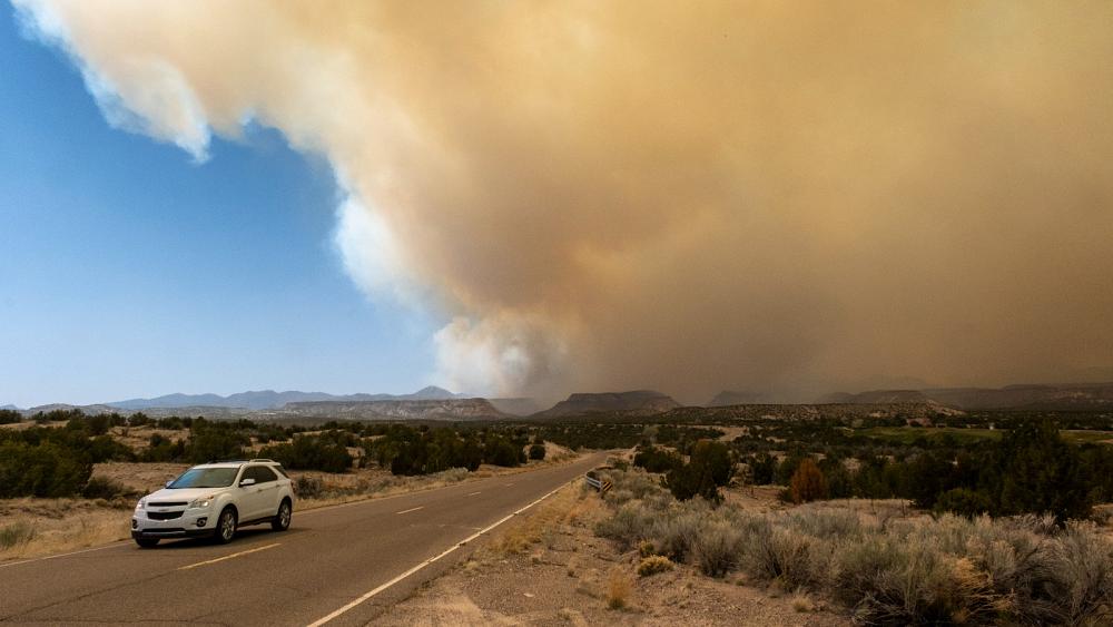 Weitere Evakuierungen in der Nähe gefährlicher Waldbrände im Südwesten der USA erwartet