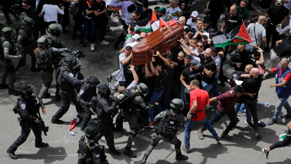 Shireen Abu Akleh: Israelische Polizei untersucht das Verhalten bei der Beerdigung eines Al-Jazeera-Journalisten