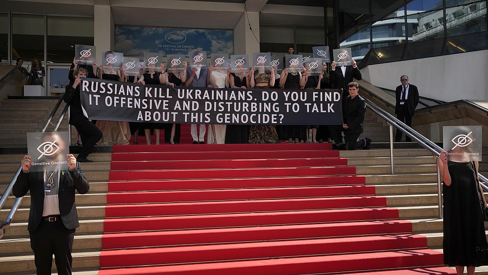 Ukrainische Filmemacher von „Butterfly Vision“ protestieren in Cannes gegen die Zensur von Bildern des Ukrainekriegs