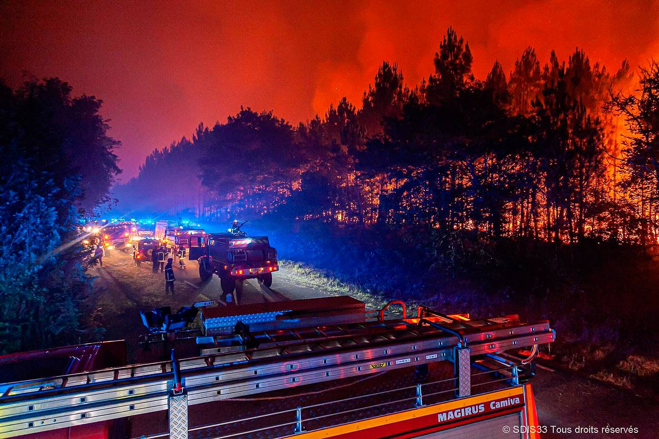 die Feuerwehr der Region Gironde (SDIS 33) via AP Photo