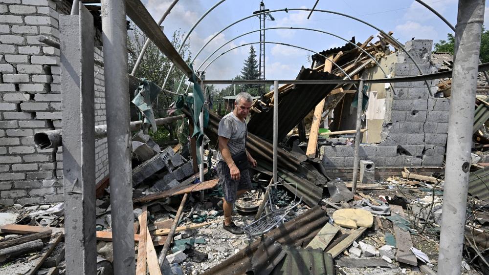 Ukraine-Krieg: Russland nimmt die Region Donezk ins Visier, nachdem es den Sieg in Luhansk behauptet hat