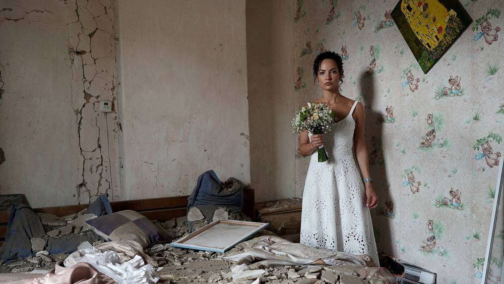 „Botschaft des Trotzes“: Die Ukrainer heiraten als Kriegslohn