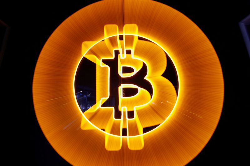 Bitcoin springt über 21.000 $, während der US-Dollar nachgibt