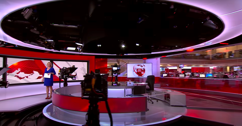 BBC News streicht 10 Moderatorenrollen vor Kanalfusion – Deadline