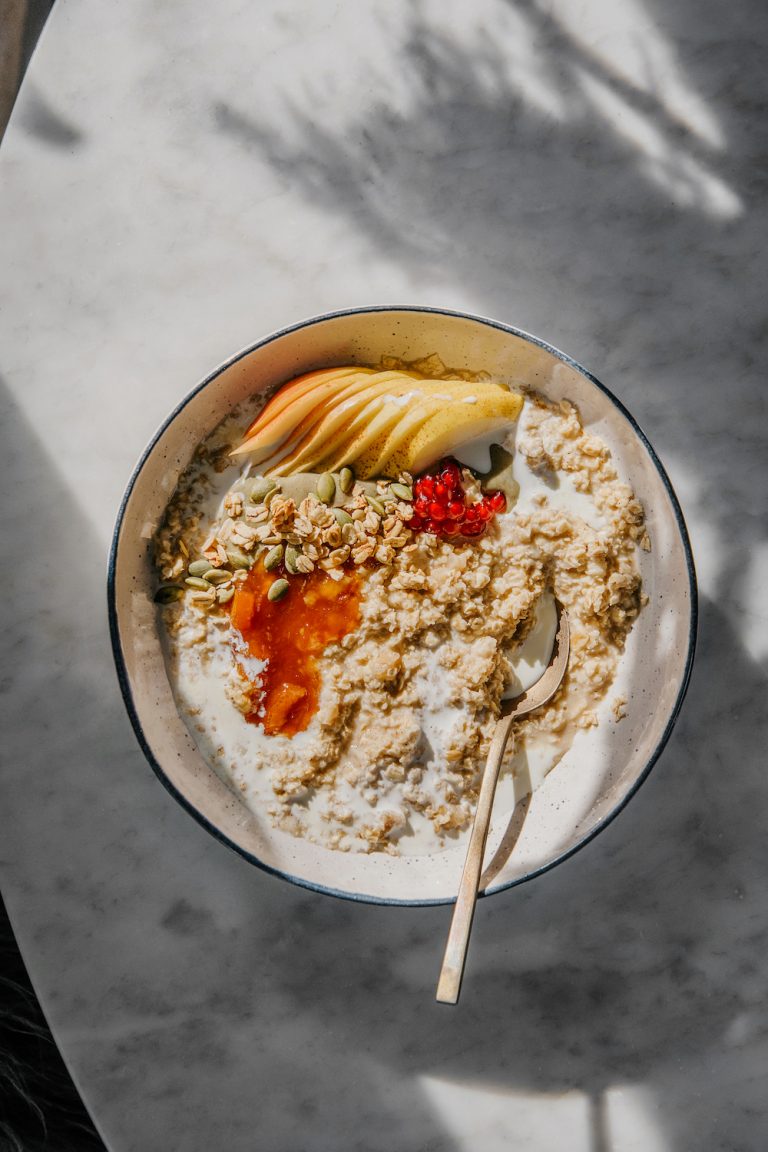Millet and Amaranth Porridge with Figs and Papaya_healthy breakfast ideas