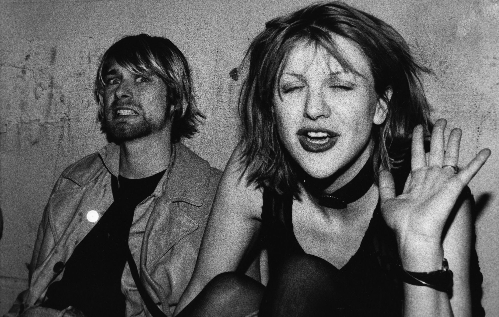 Kurt Cobain und Courtney Love posieren 1992 für ein Foto