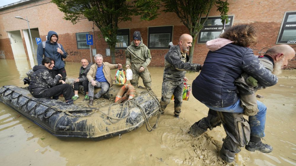 Mindestens neun Tote und weitere Vermisste bei Überschwemmungen in Norditalien
